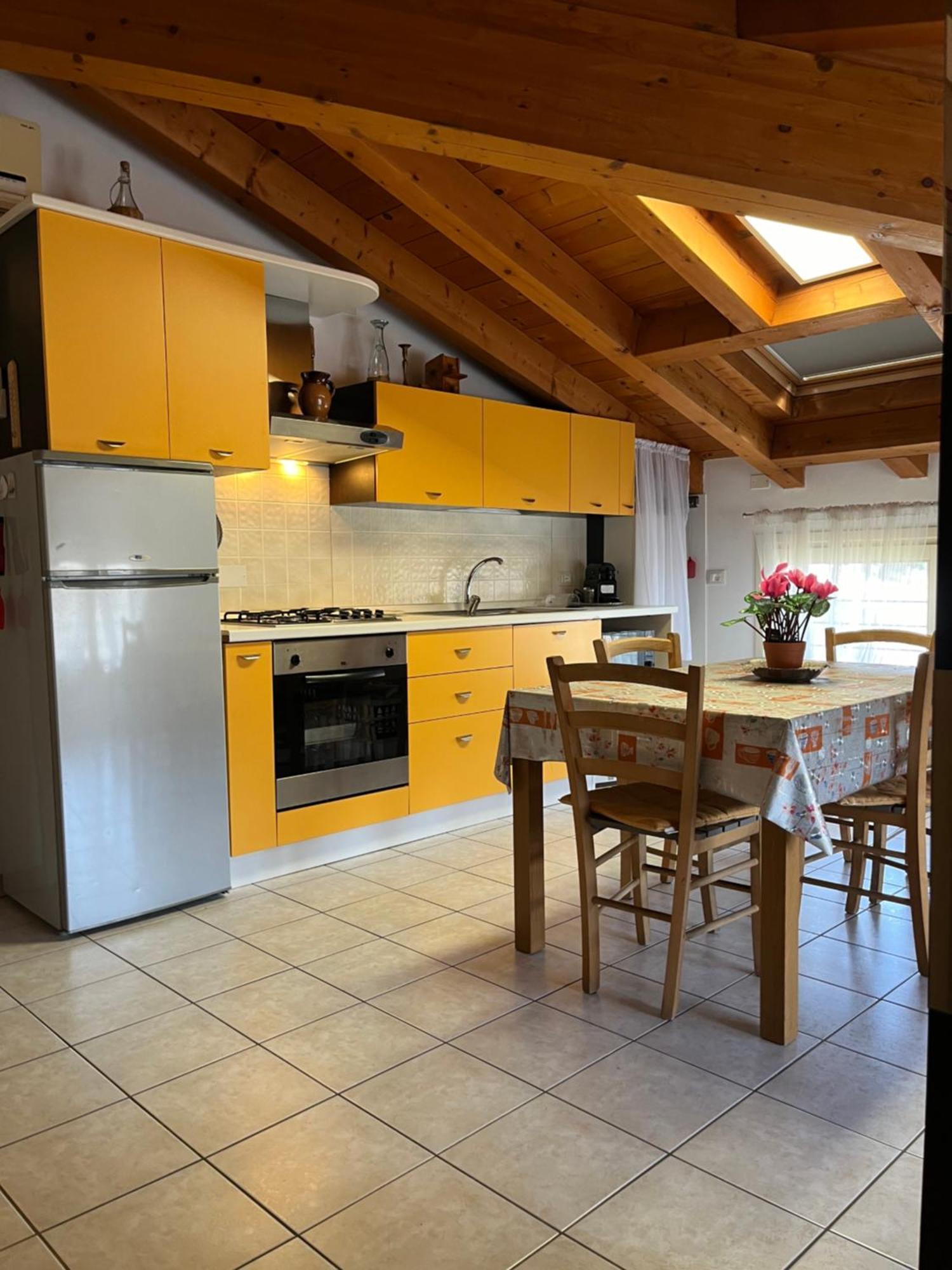 Anna Appartamento Vacanze Monticelli Brusati Exterior photo