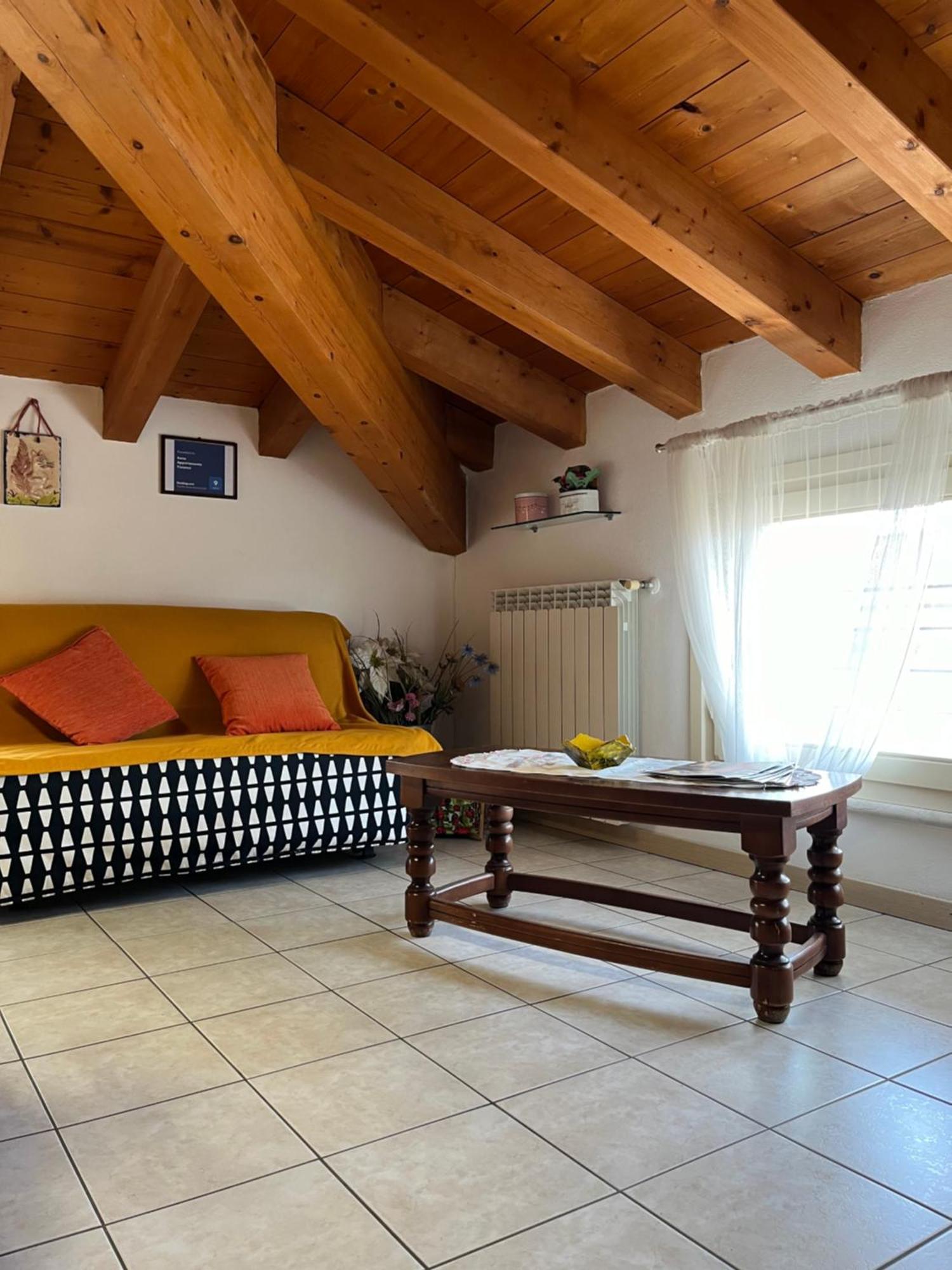 Anna Appartamento Vacanze Monticelli Brusati Exterior photo